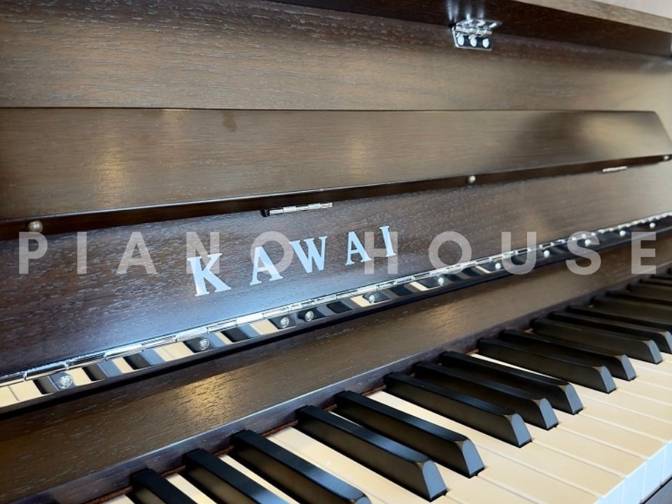 Cận cảnh KAWAI K-200 Nogal tại Piano House